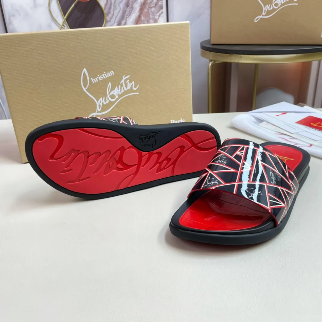 [CL red sole shoes] P: 300💰 size 38-45 Men's classic slippers, made on the official website 1:1, the original factory specializes in original materials ➖ OEM 3D printing pattern production ➖ Ultra-light non-slip outsole. Super fashionable and super comfortable, handsome on the feet, a must-have for men in summer! !
